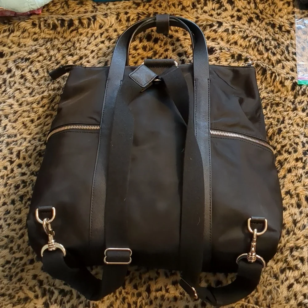 Henri Bendel Large Jet Setter Backpack - Picture 4 of 14